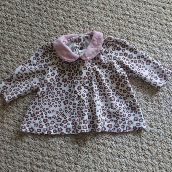 Cute yellow cat and flowers top bundle - Picture 7 of 11